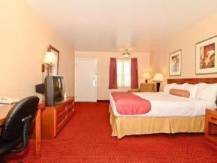 Best Western Grants Pass Inn Room photo